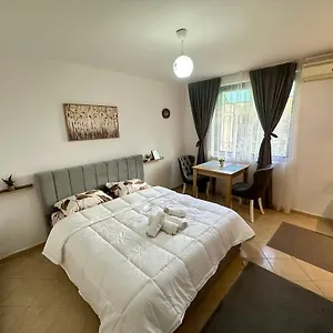 Apartamento Krid Flat, Tirana