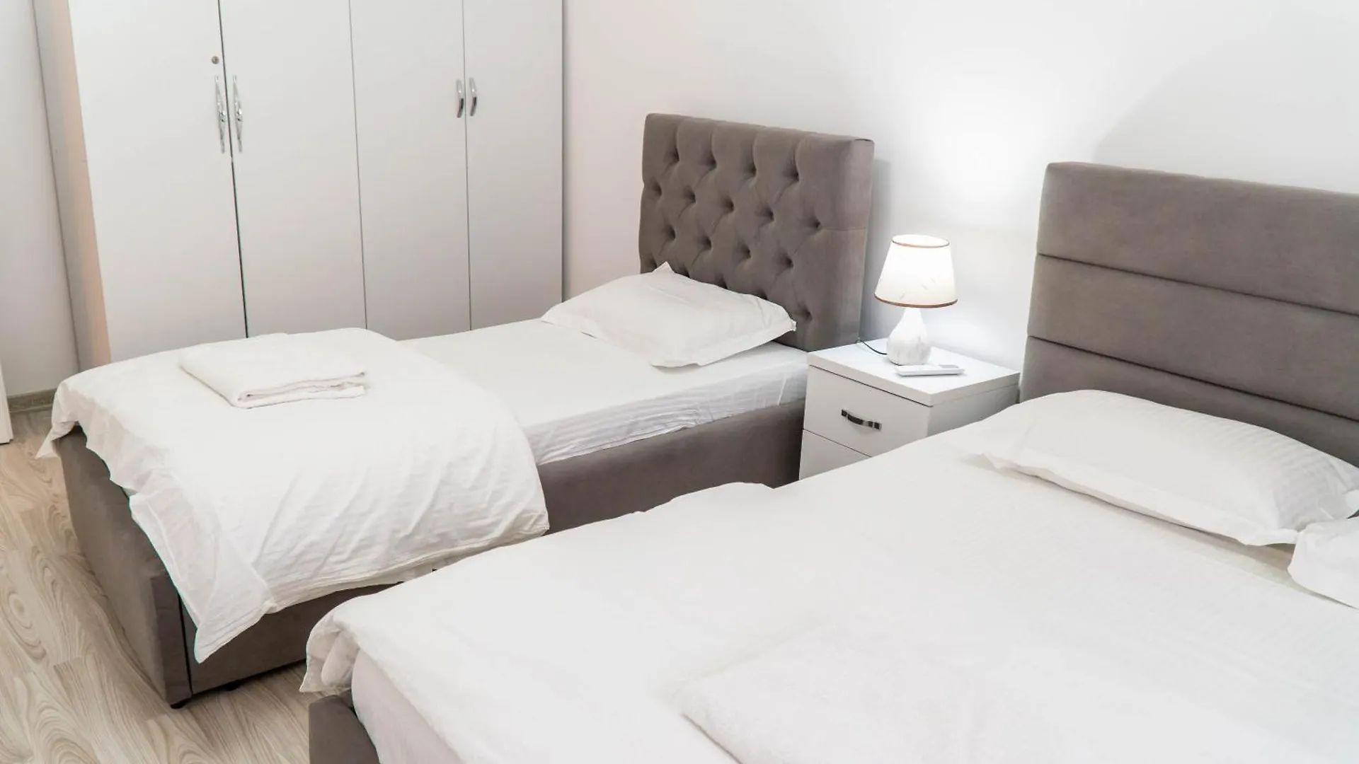Signature Apartment 8 Tirana